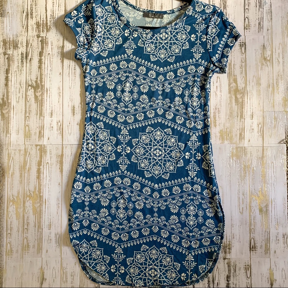 Pinc Blue Mandala Pattern Dress